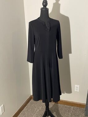 Talbots Black V-Neck Midi Dress - Small